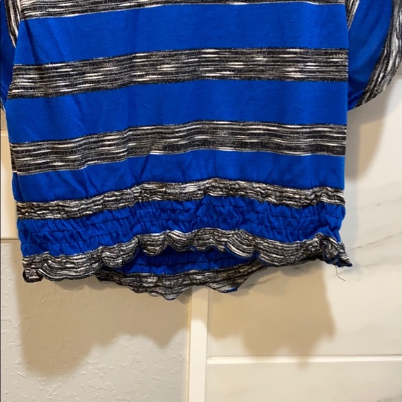 Eye Candy blouse - Picture 3 of 6